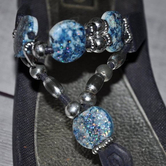 Grandco Sandals Thong Flip Flops With Sapphire Blue Shimmery Beads - Picture 2 of 9